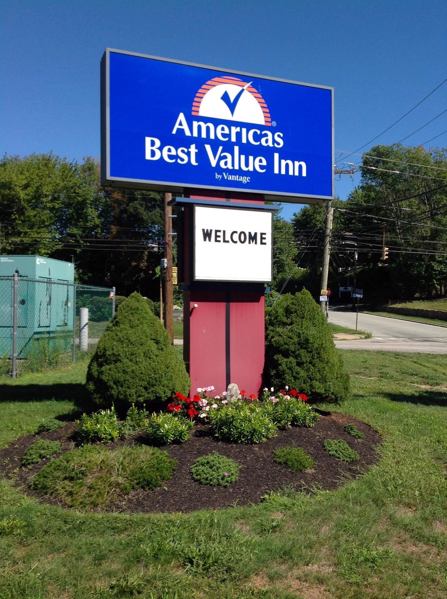 Americas Best Value Inn New London Mystic Екстериор снимка