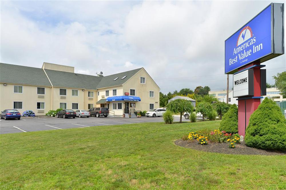 Americas Best Value Inn New London Mystic Екстериор снимка