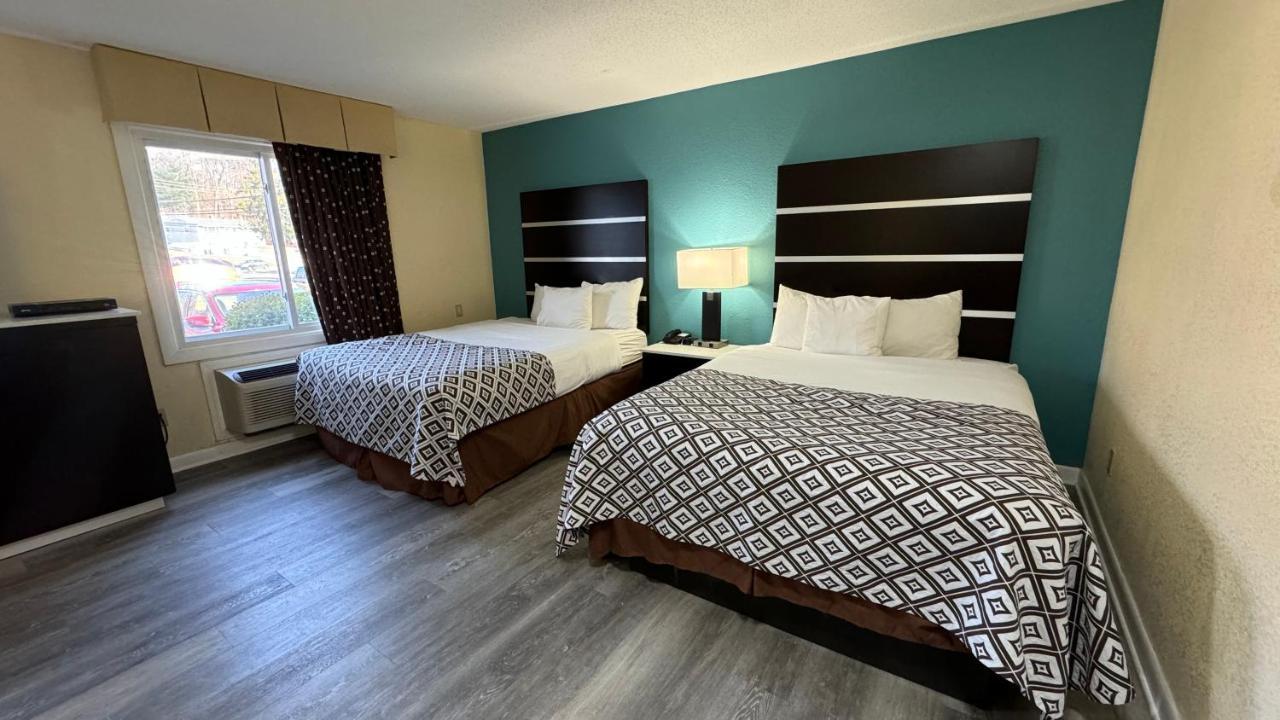 Americas Best Value Inn New London Mystic Екстериор снимка