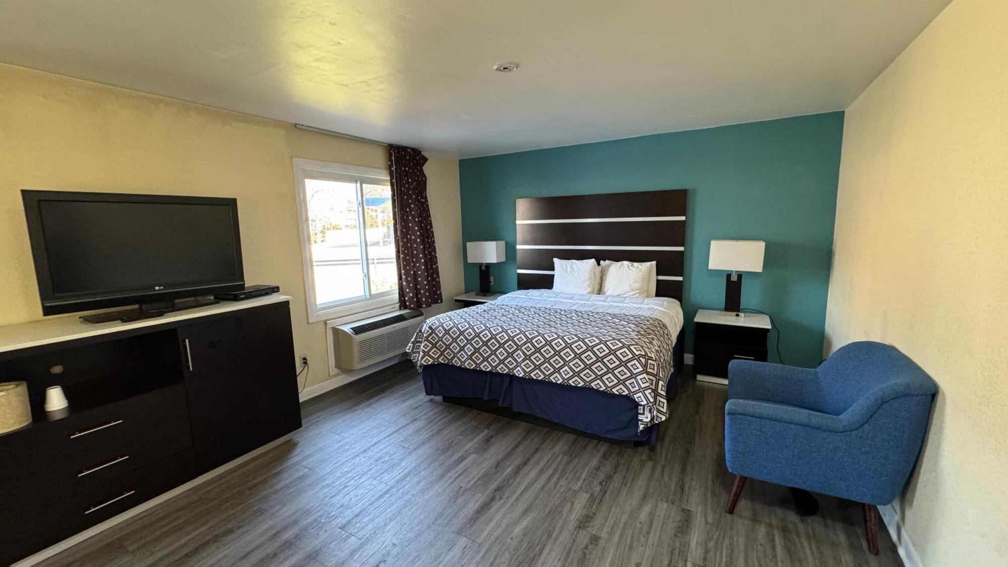 Americas Best Value Inn New London Mystic Екстериор снимка