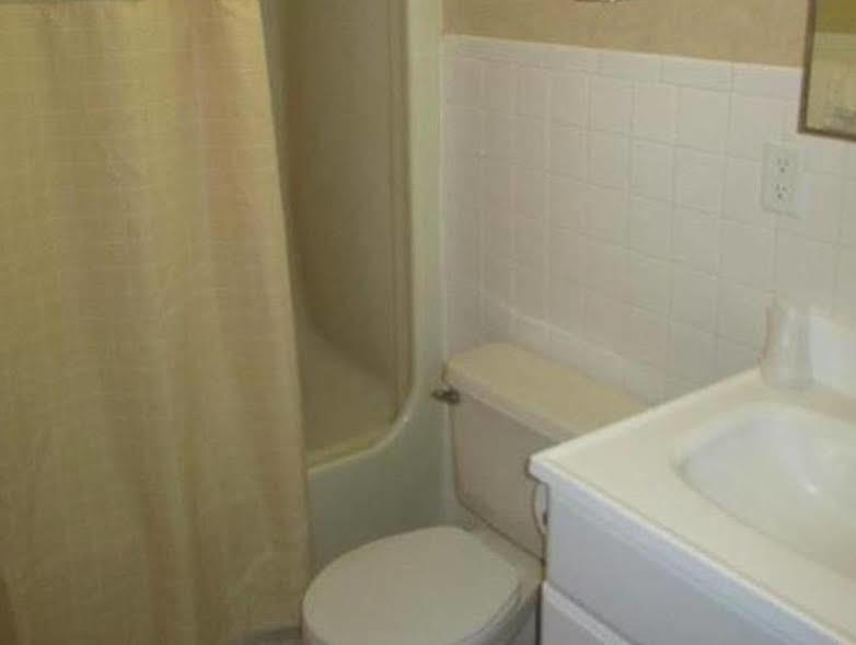 Americas Best Value Inn New London Mystic Екстериор снимка
