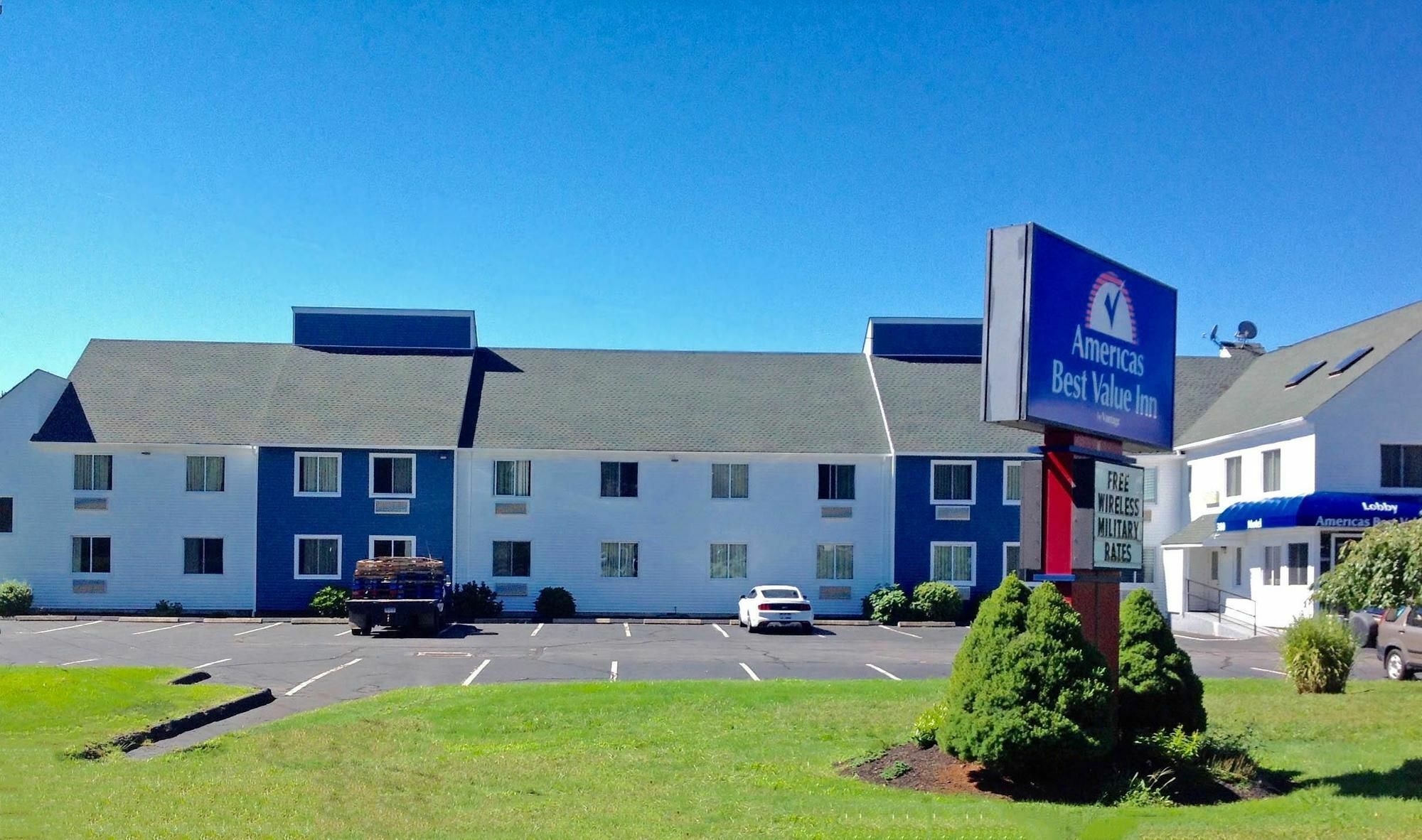 Americas Best Value Inn New London Mystic Екстериор снимка